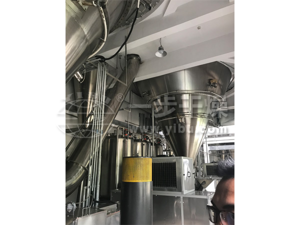 LPG高速离心喷雾干燥机